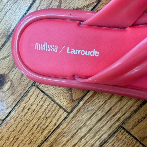 Larroudé’s x Melissa Cali  PVC Slides, BNWOT, Size 39/40 - Picture 6 of 9